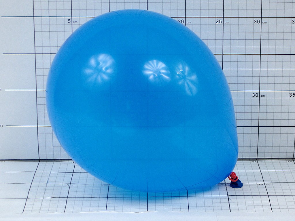 BALONY ; wym. 22x25cm; PPB ; 12/600 ; EAN: 