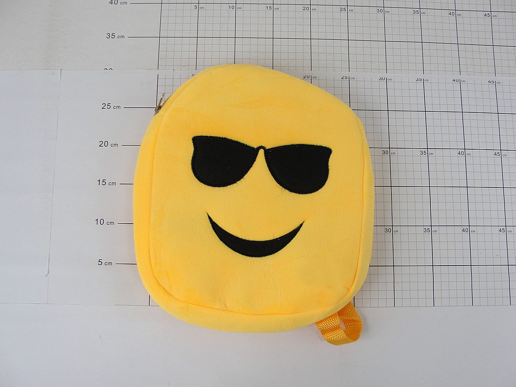 Plecak EMOTIKON pluszowy; wym.24x26x6 cm PPB ; 10/200 ; EAN: 