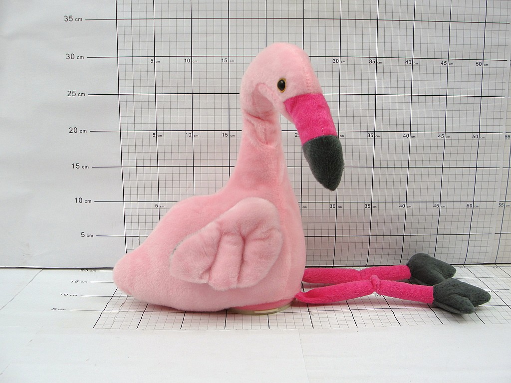 FLAMING PLUSZOWY, RUSZA SZYJĄ, DŹWIĘK ; 3xAA; wym. 23x17x30,5cm ; PPB ; 60 ; EAN: 