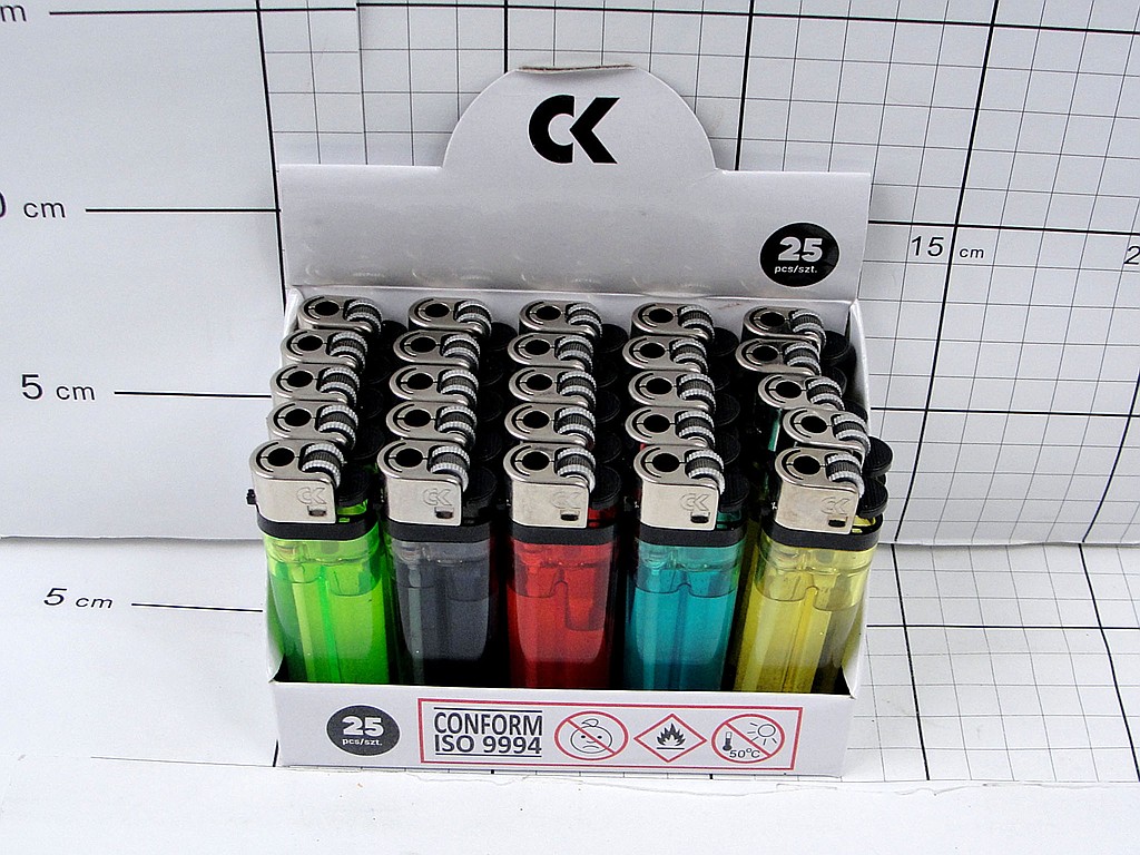 ZAPALNICZKA KRZESIWOWA ; wym. 2,5x8x1cm; DISPLAY ; 25/50 ; EAN: 
