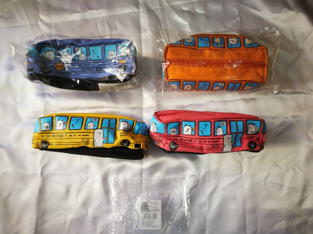 PIÓRNIK AUTOBUS SZKOLNY ; MIX KOLORÓW; wym. 19x6,5x6cm; PPB ; 240 ; EAN: 