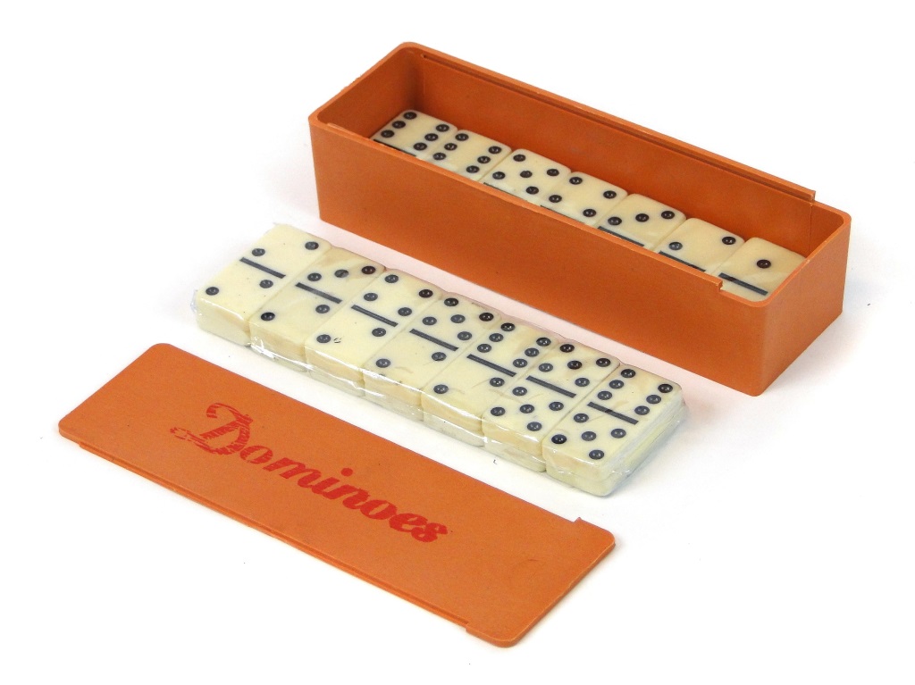 GRA DOMINO W PLASTIKOWYM PUDEŁKU ; wym. 15x5x3,5cm; BOX ; 100 ; EAN: 