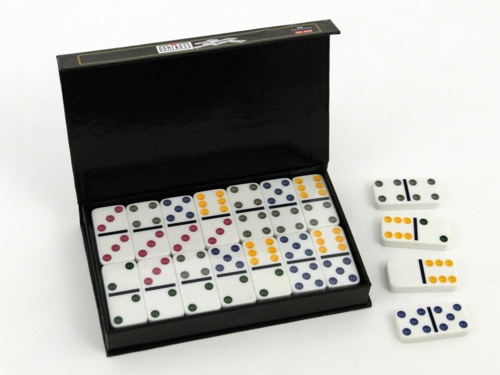 GRA DOMINO ; wym. Op. 28x11,5x3cm; BOX ; 40 ; EAN: 