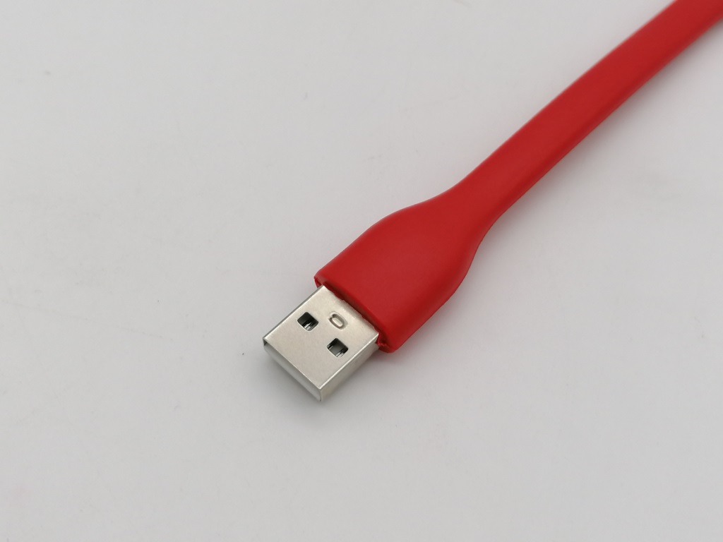 LAMPKA NA USB LED ; MIX KOLORÓW; dł. 16,5cm ; B/C ; 1000 ; EAN: 