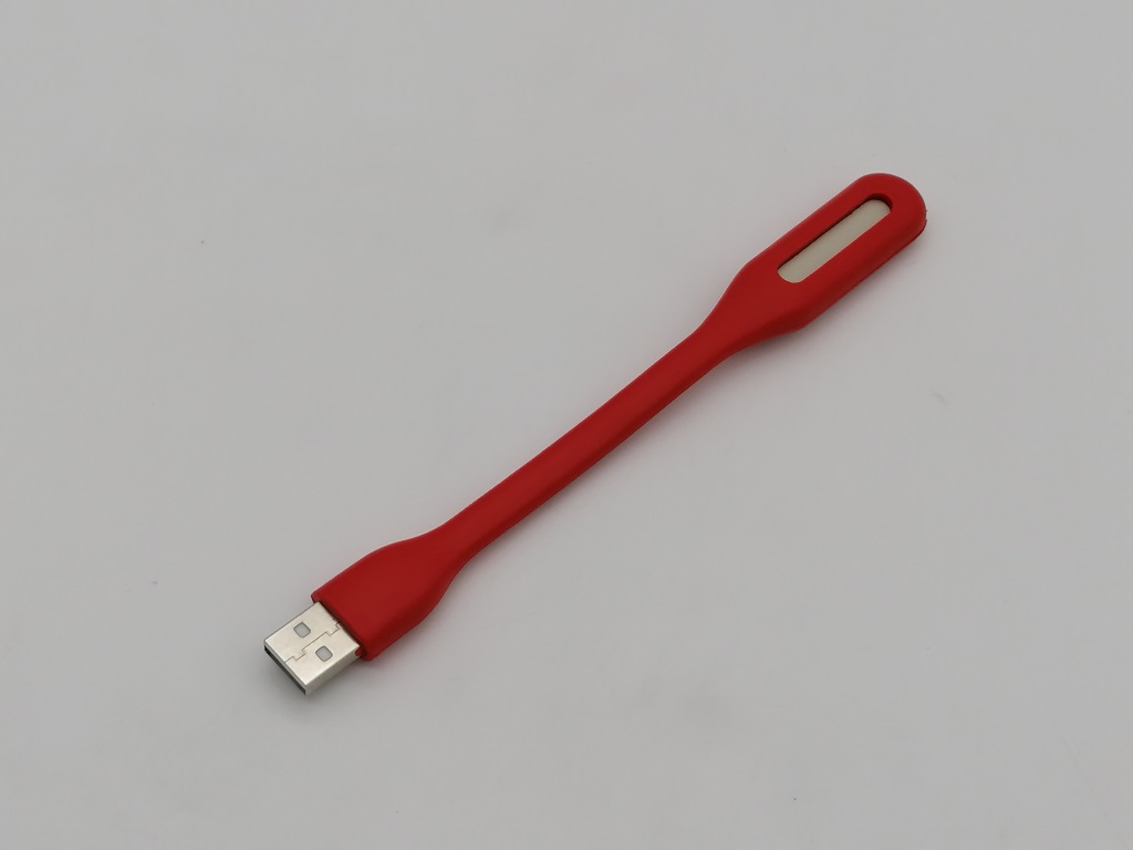 LAMPKA NA USB LED ; MIX KOLORÓW; dł. 16,5cm ; B/C ; 1000 ; EAN: 