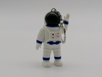 BRELOK ŚWIATŁO, DŹWIĘK ASTRONAUTA 3xAG10; wym. 6x3x2cm; DISPLAY ; 24/240/480 ; EAN: 